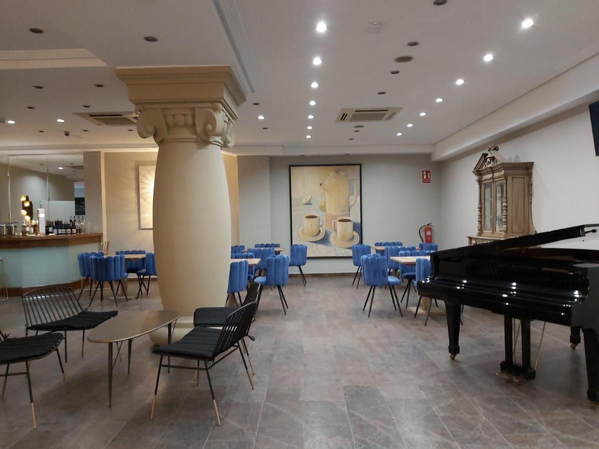Micampus Burgos Centro Student Residence Zewnętrze zdjęcie