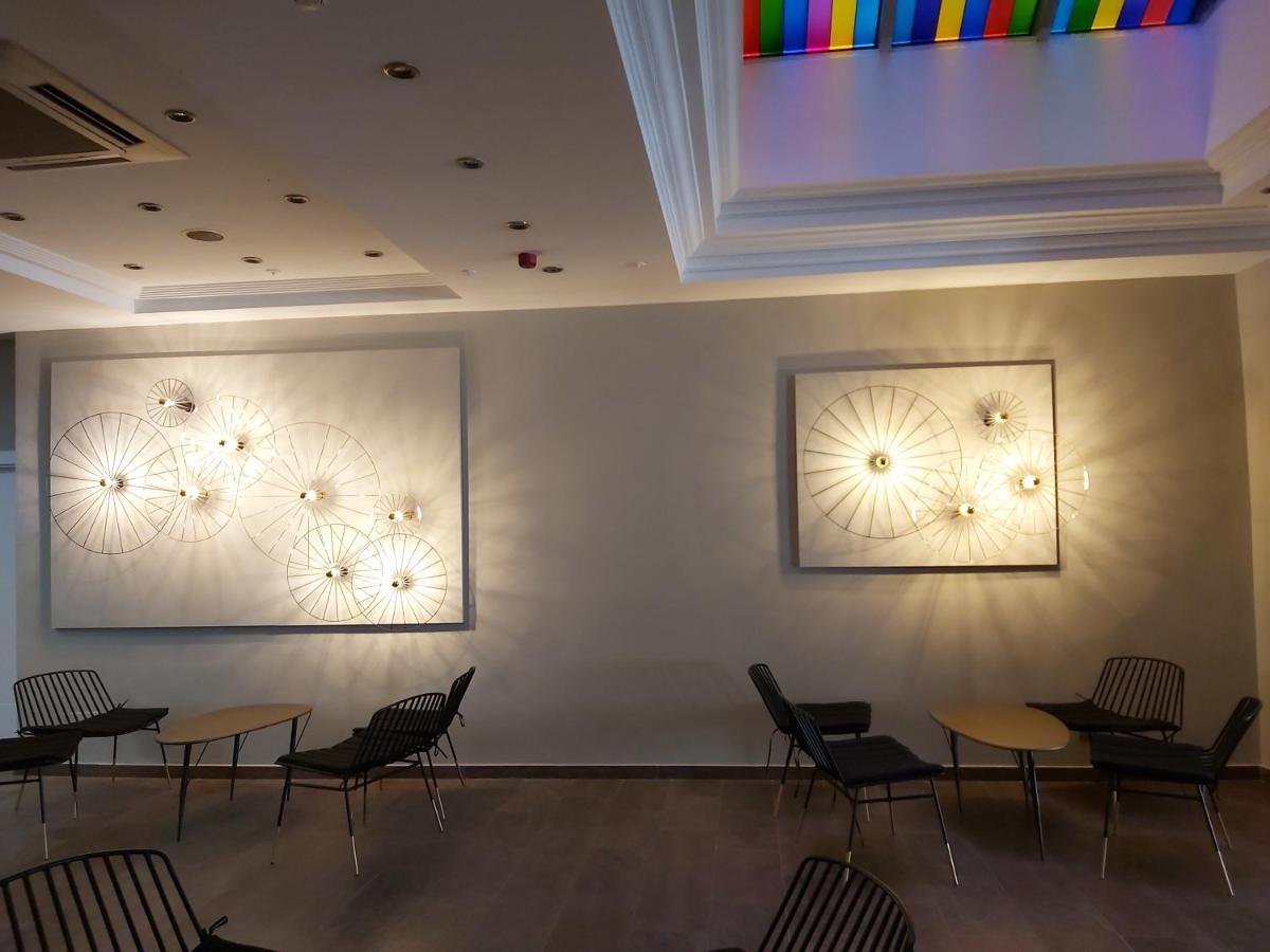 Micampus Burgos Centro Student Residence Zewnętrze zdjęcie